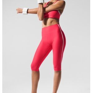 ALO Airlift High-Waist Super Sleek Contrast Capri Candy Red/White Small